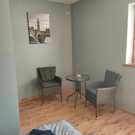 Hotel Rava-Ruska Екстериор снимка
