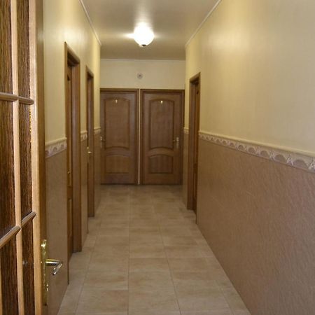 Hotel Rava-Ruska Екстериор снимка
