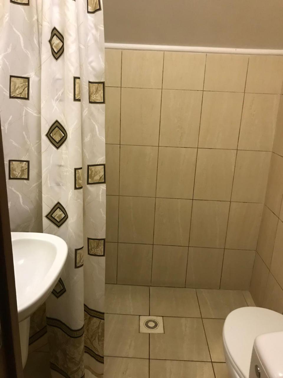 Hotel Rava-Ruska Екстериор снимка